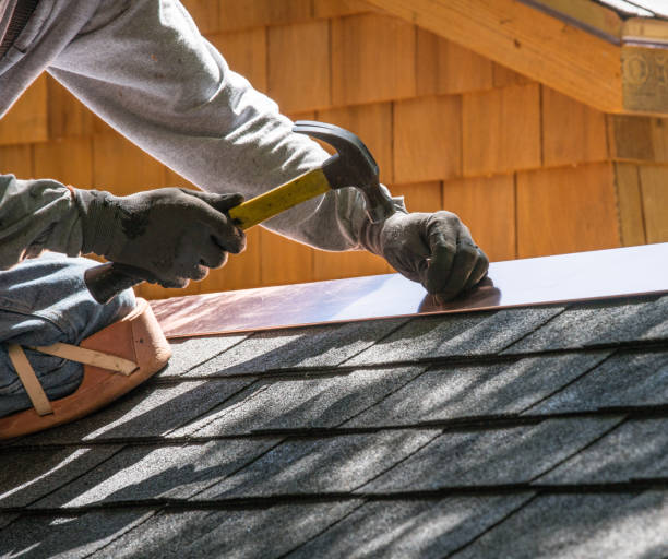 Best Flat Roof Repair Services  in Maplewood, WA